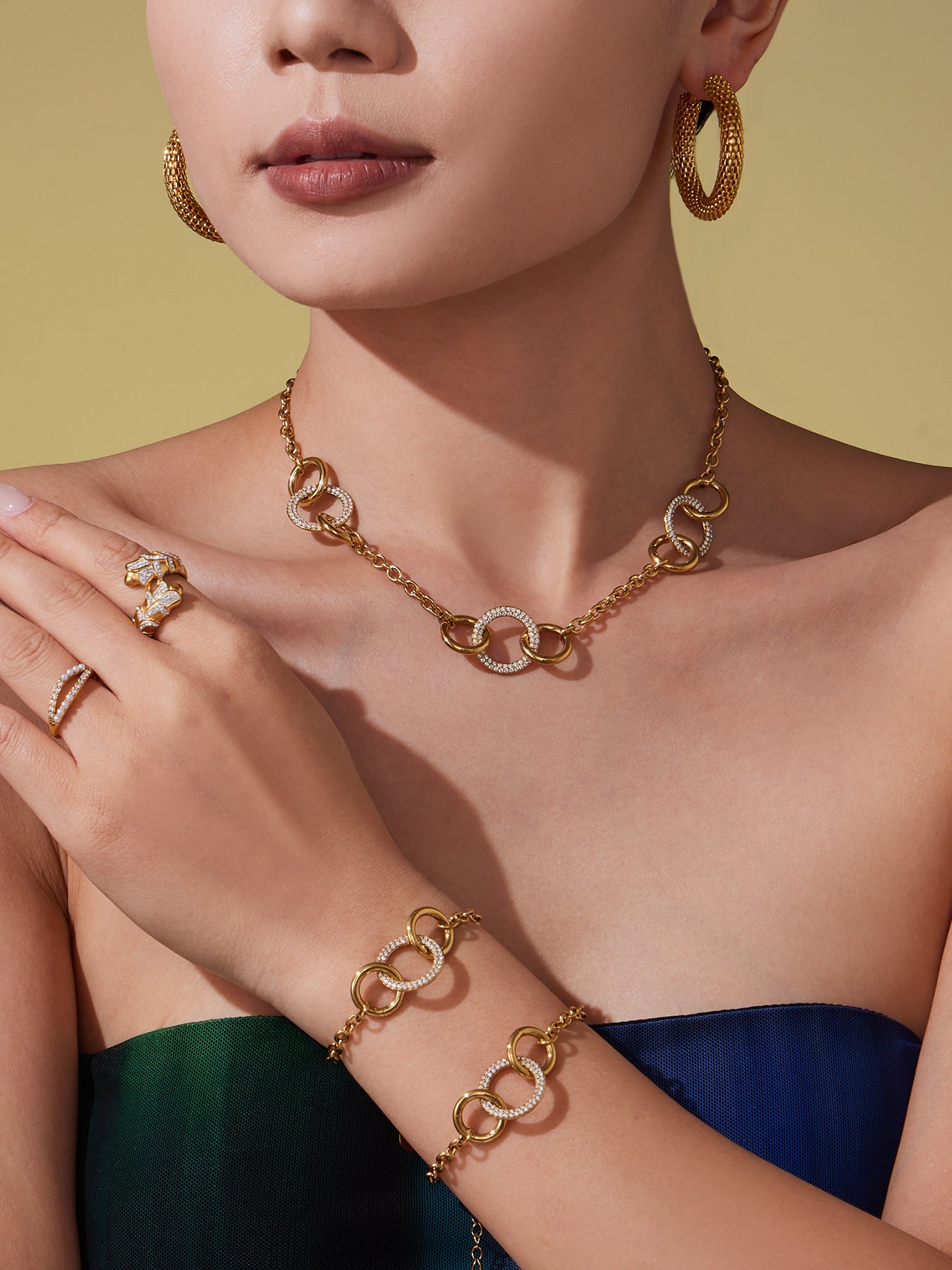 Stainless Steel Zircon Hoop Hand-Stitched Bracelet Gold Color