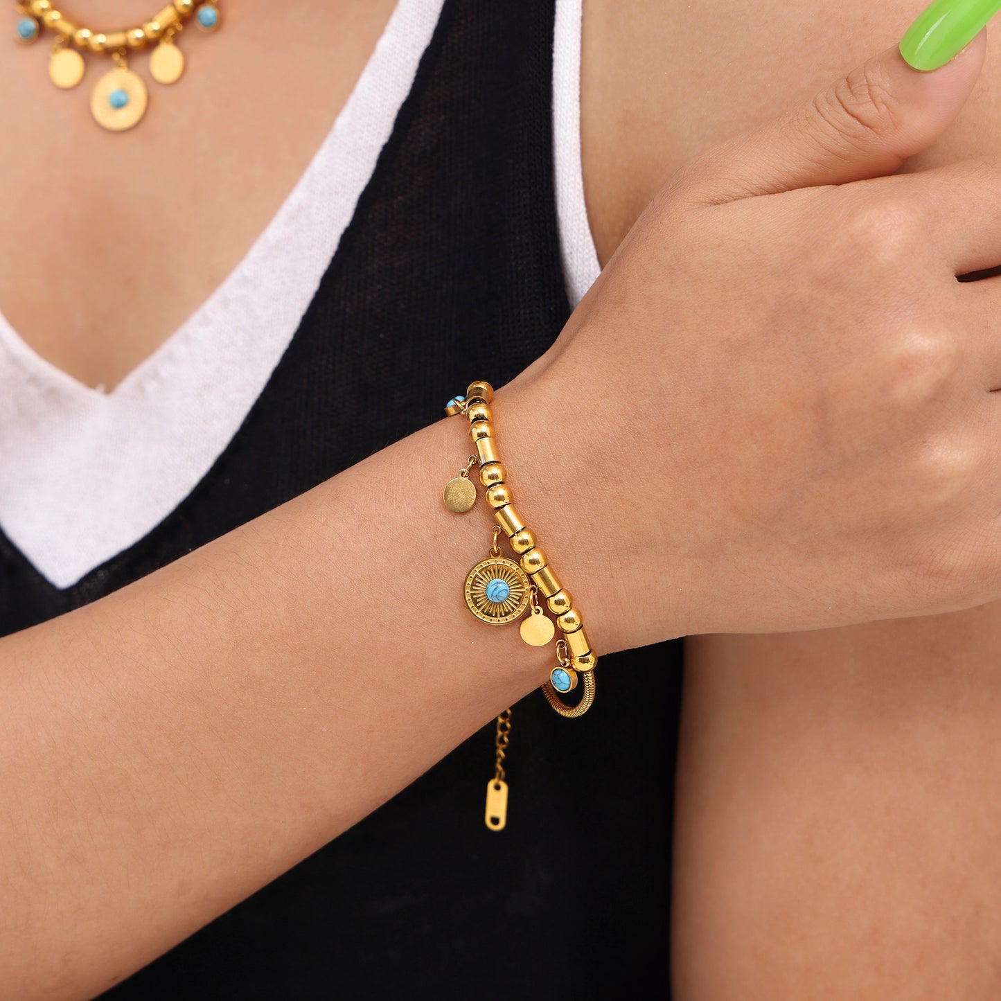 Blue Turquoise Round Pendant Bracelet