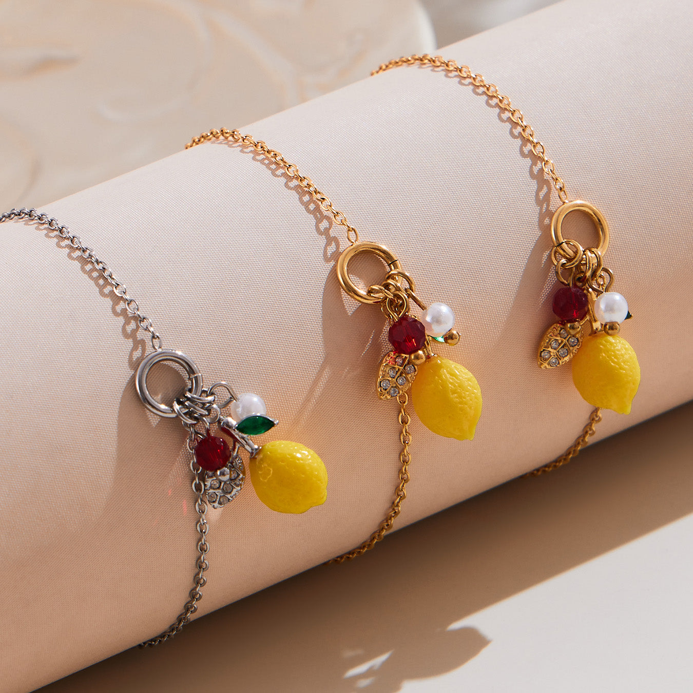 Amalfi Bloom Pearl Bracelet | Stainless Steel Resin Zircon Jewelry