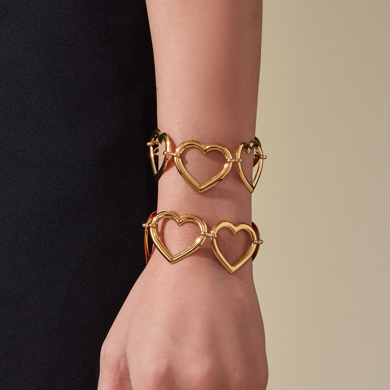 Golden Linked Heart Bracelet | 18K Gold Plated Stainless Steel Jewelry
