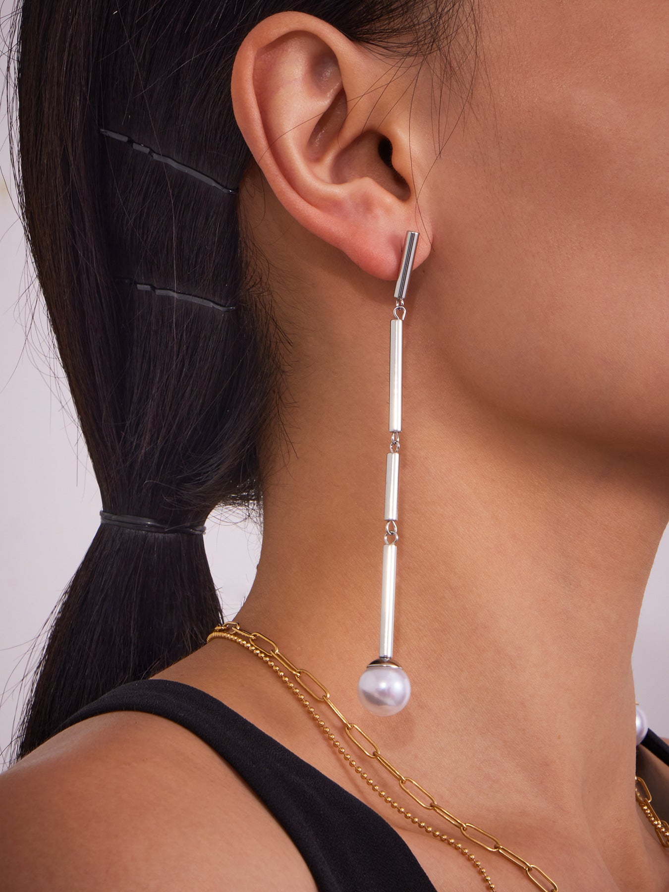High-quality High-gloss Shell Bead Round Tube Splicing Long Earrings
