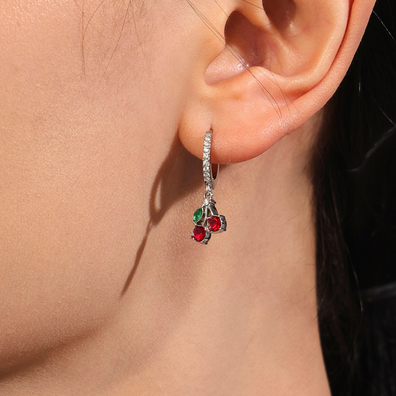 Earrings-TXF327-Model