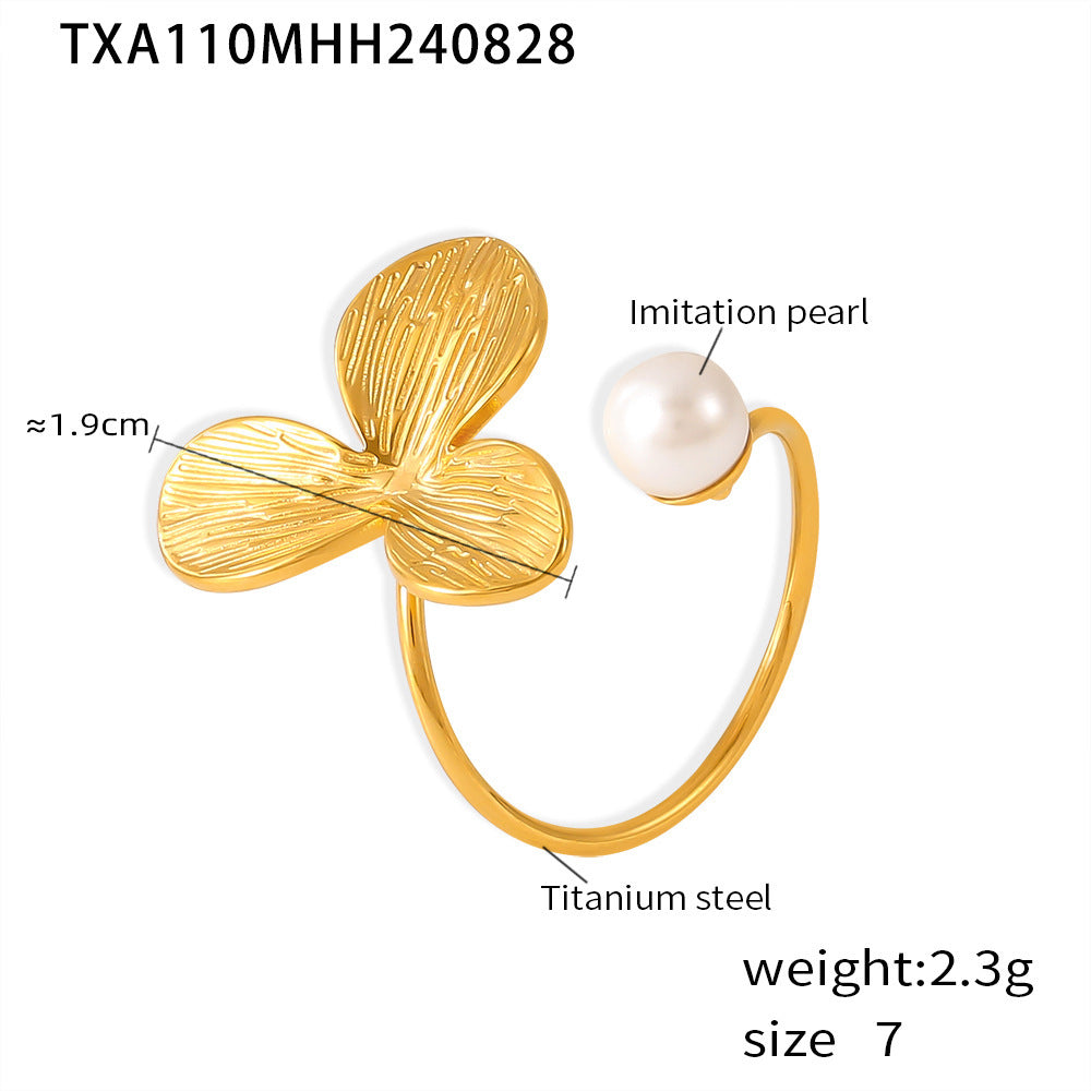 Silver-toned bracelet with imitation pearl – jewelry collection accent