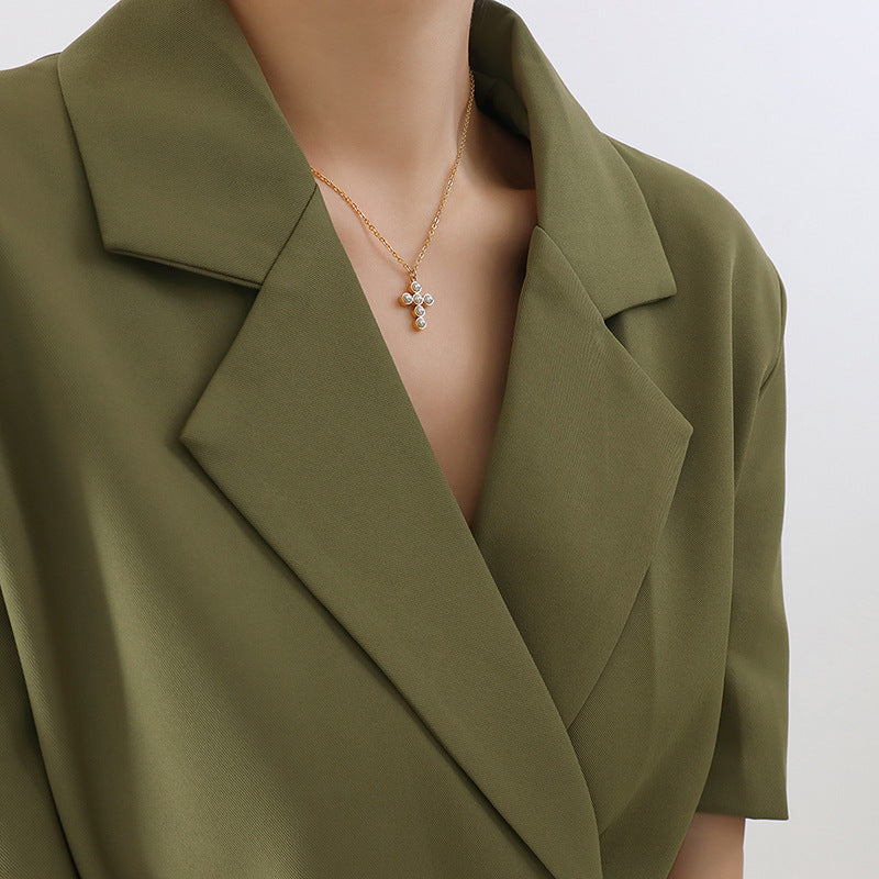 Pearl Cross Pendant Necklace – Elegant Waterproof Faith Jewelry