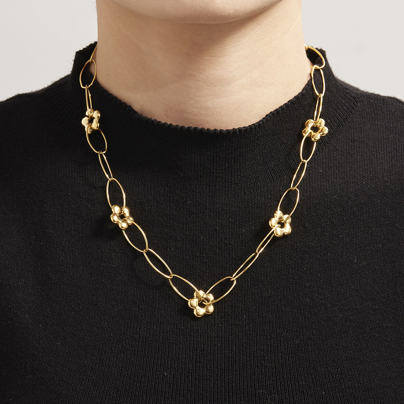 Stainless Steel Gold Flower Design Handmade Chain Necklace