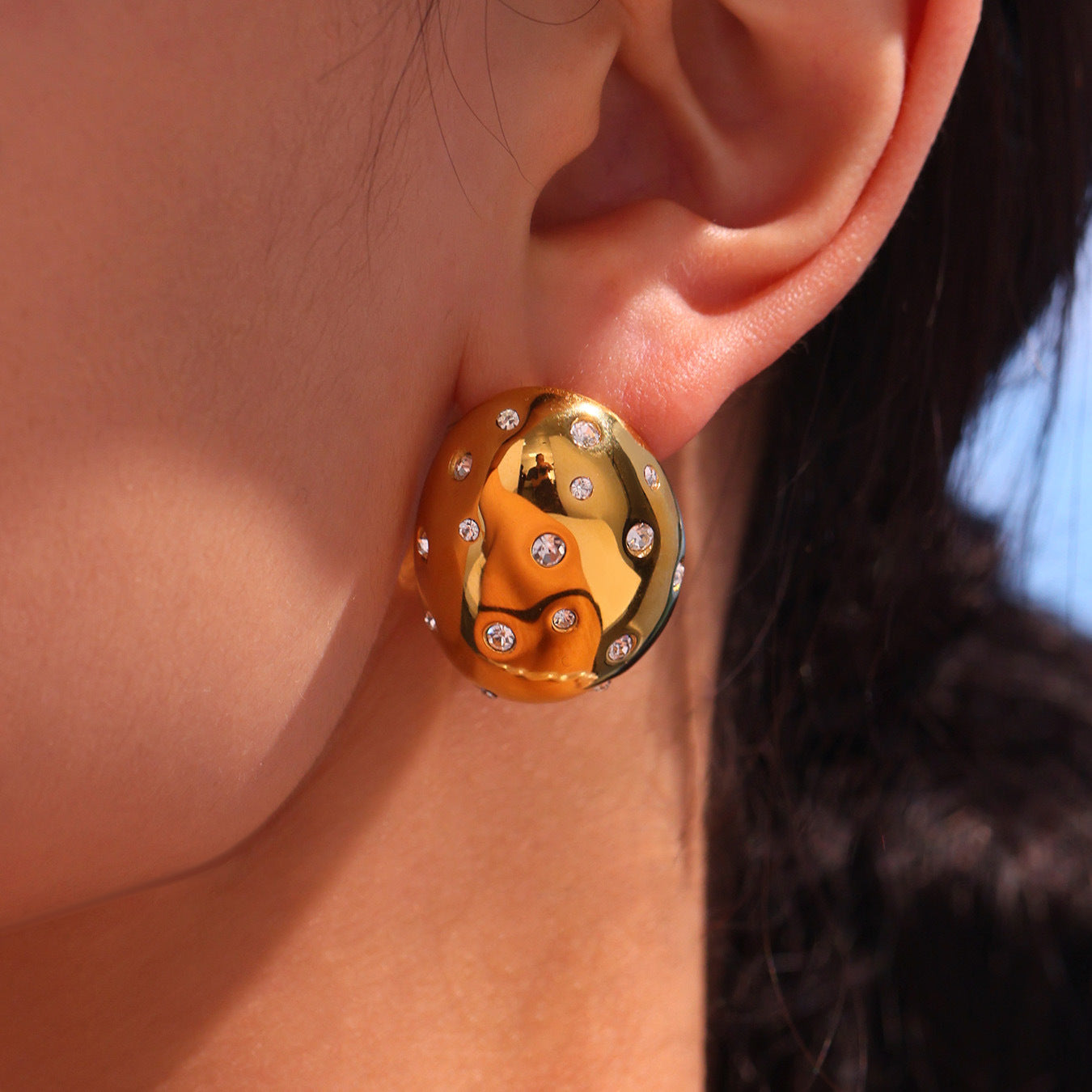 Czech rhinestone oval earrings