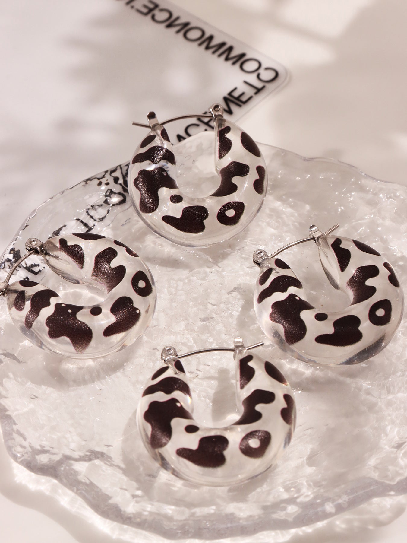 U-shaped leopard print resin earrings