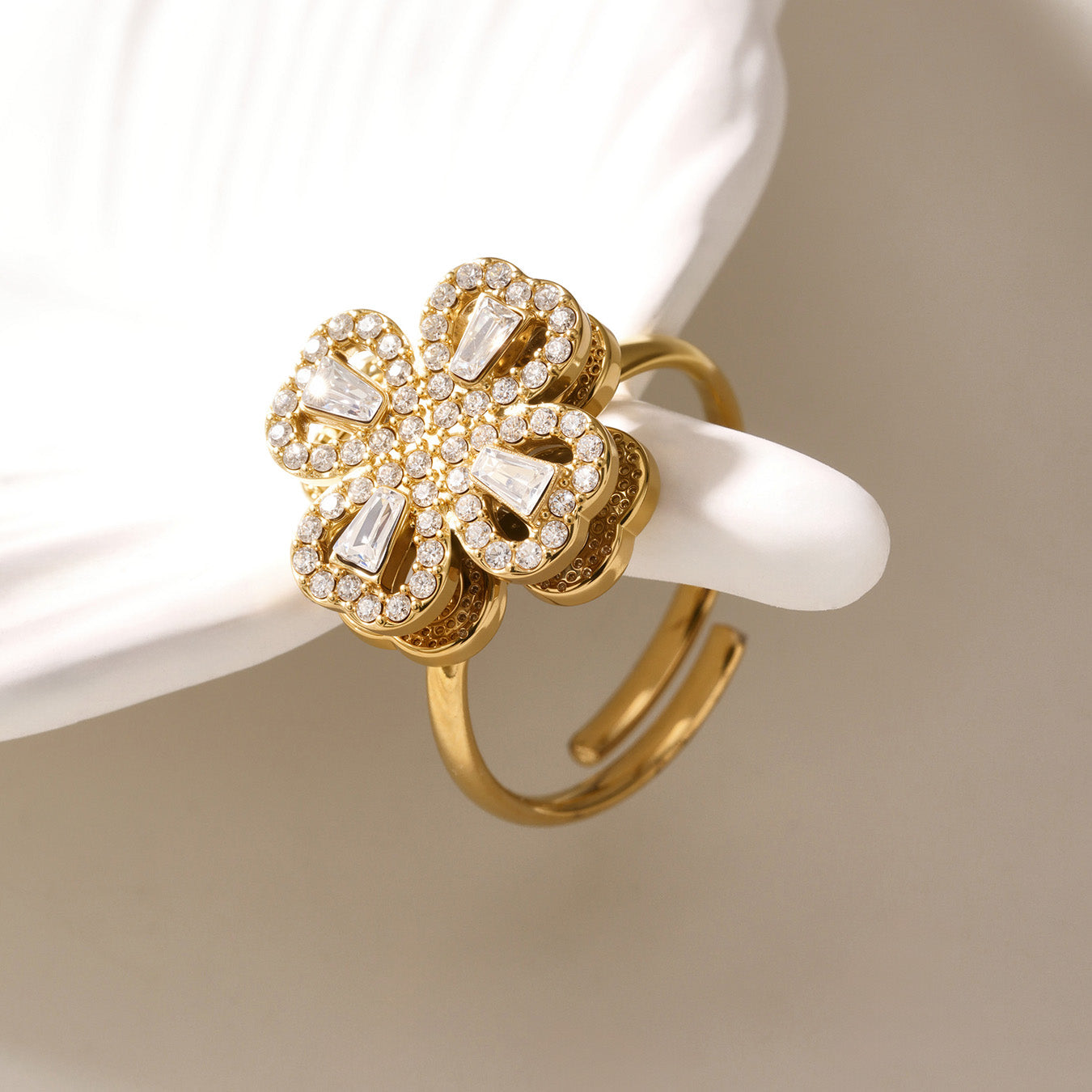 Zircon Flower Ring