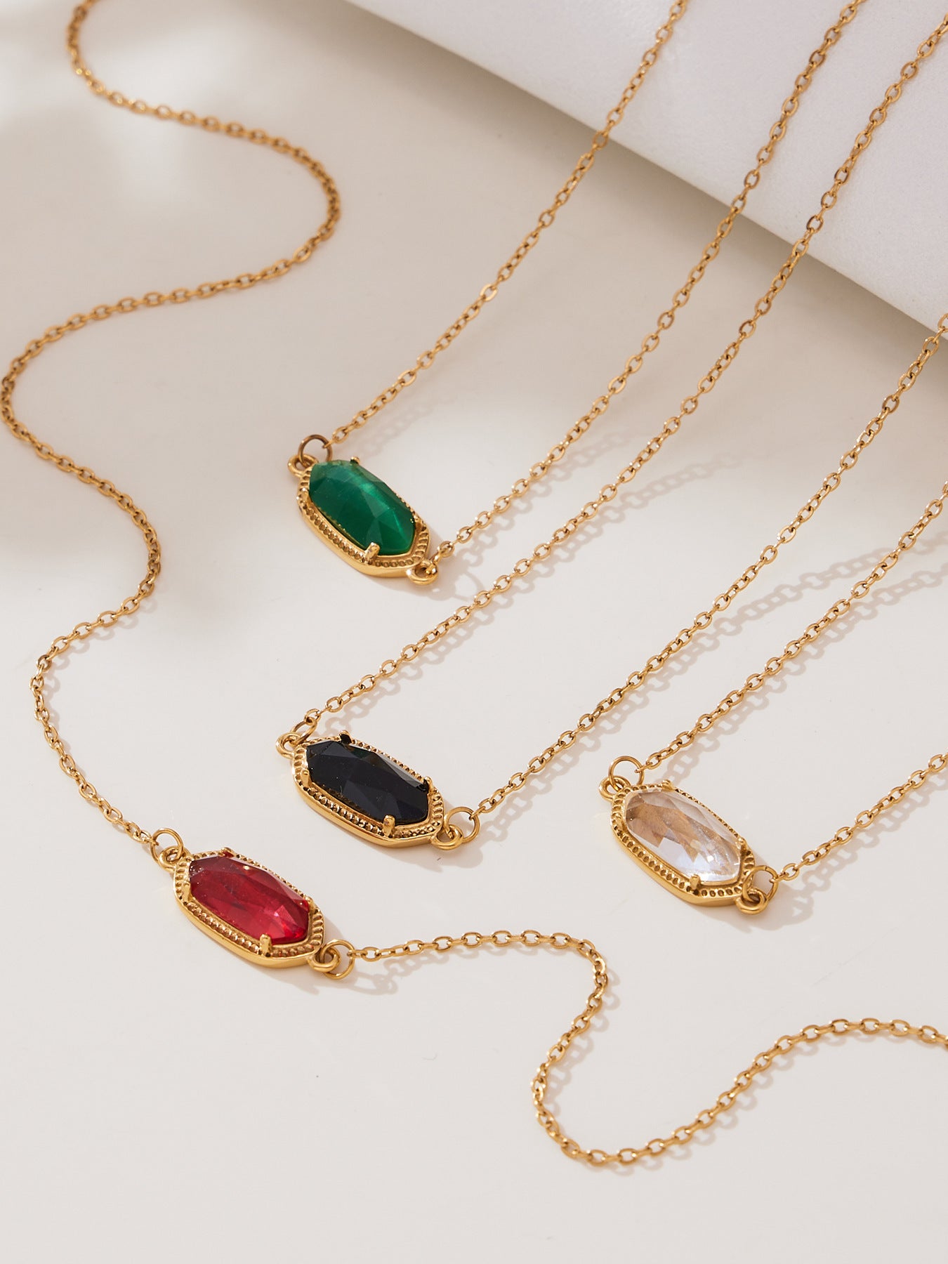 For The Unique Her Natural Crystal ClawSet Necklace