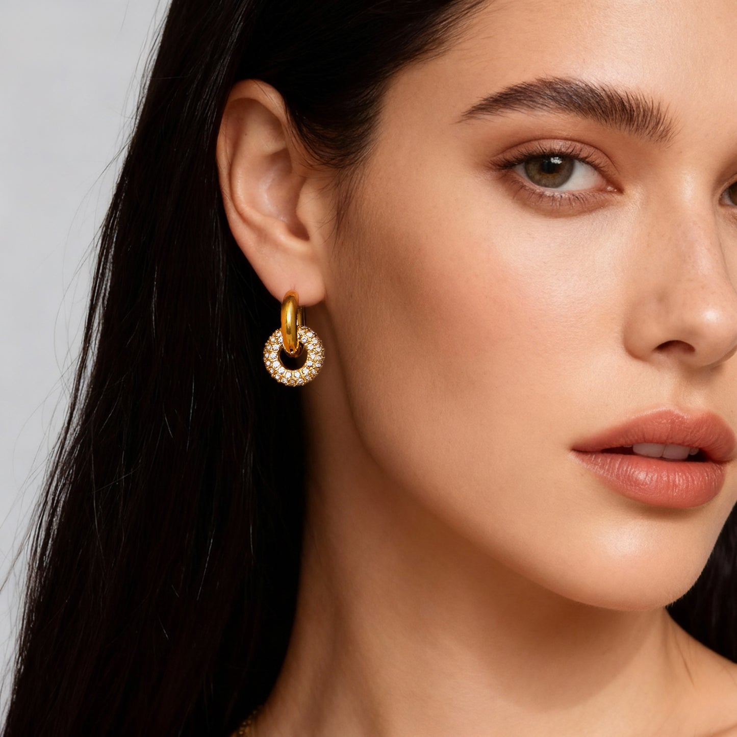 Pendientes redondos con diamantes