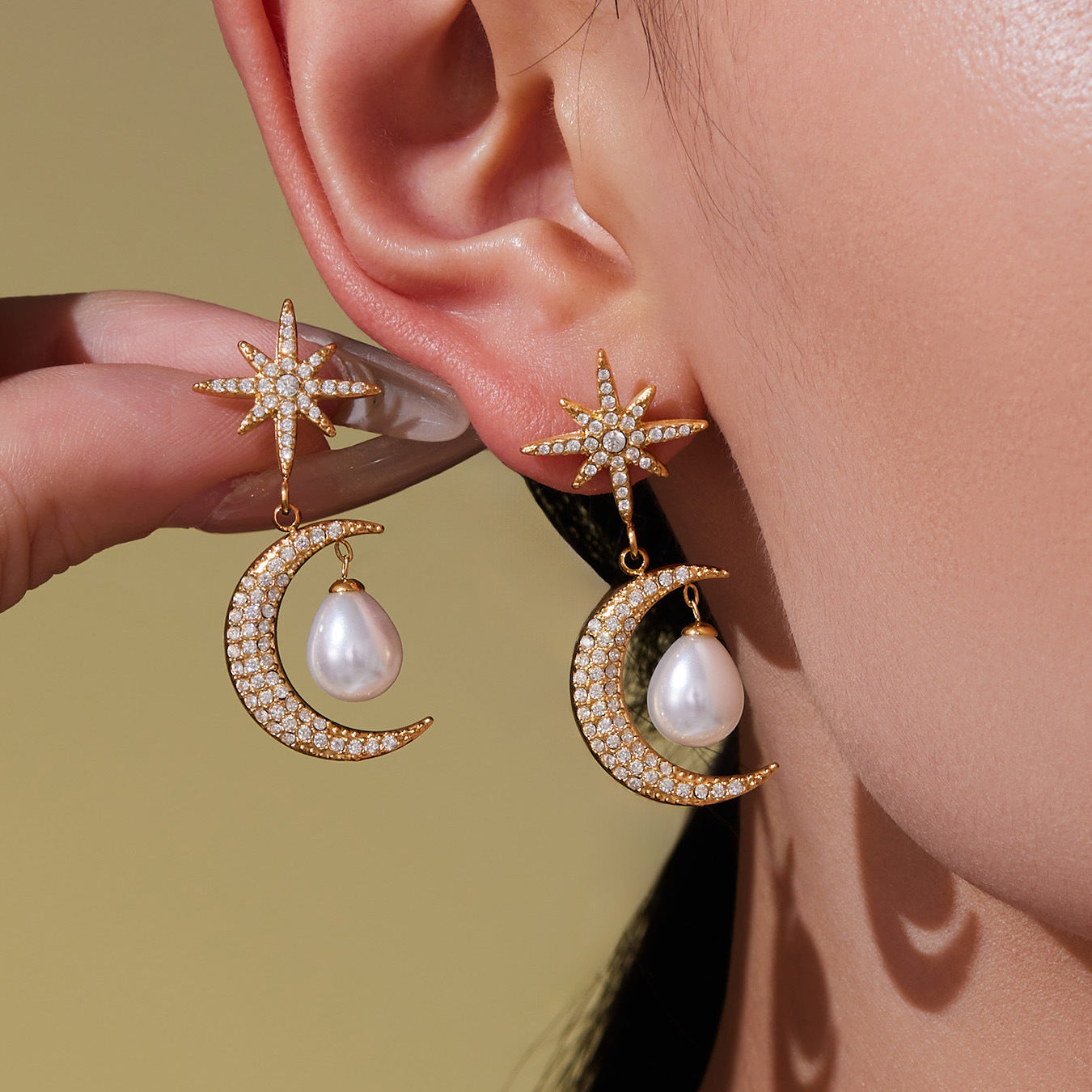 Eight-pointed Star Zircon Earrings With Imitation Pearl