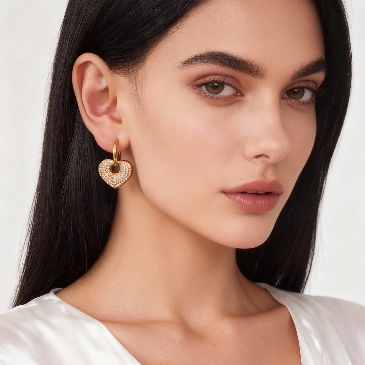 Pendientes de corazón de circonita de alta gama en acero inoxidable