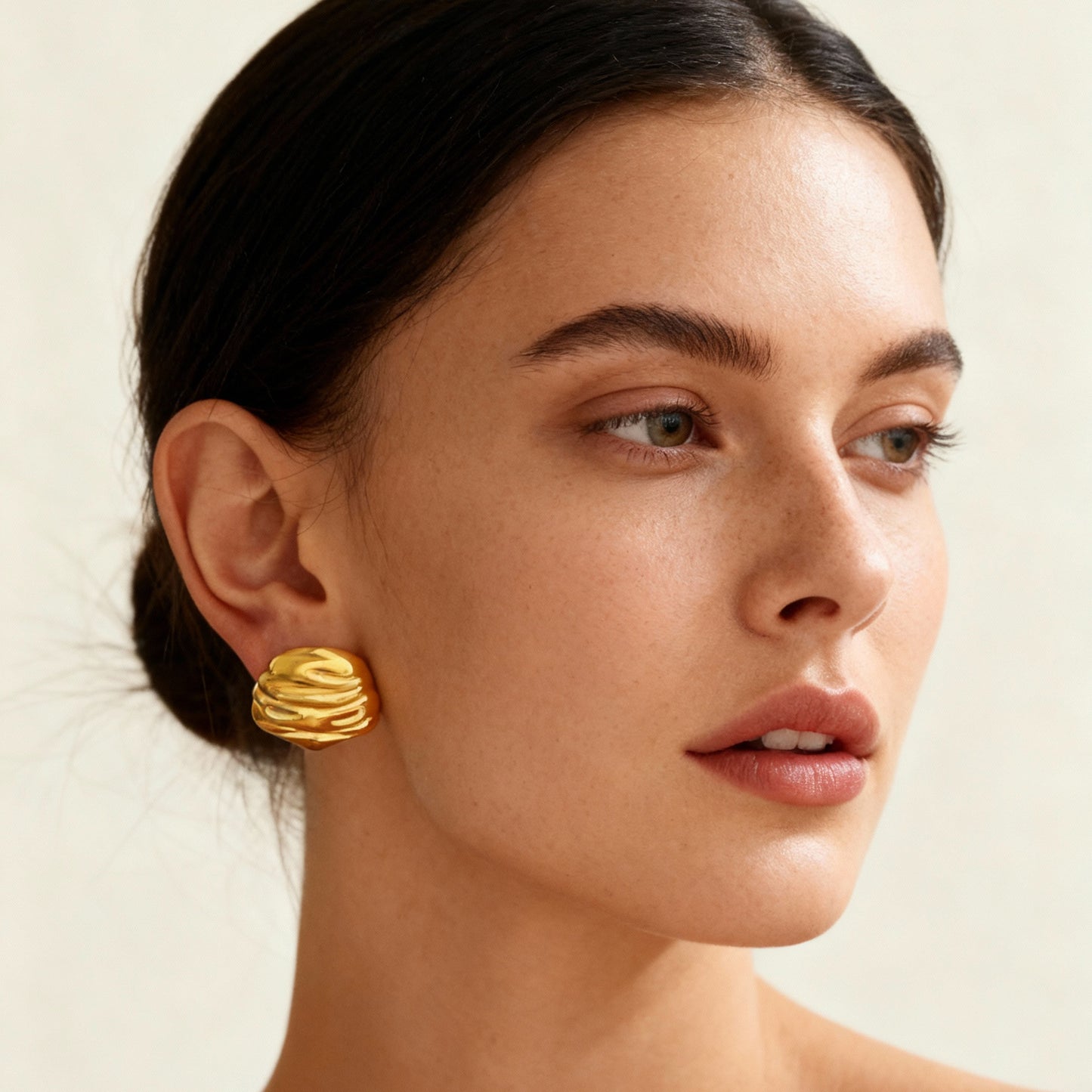 Pendientes de encaje martillado con arrugas irregulares