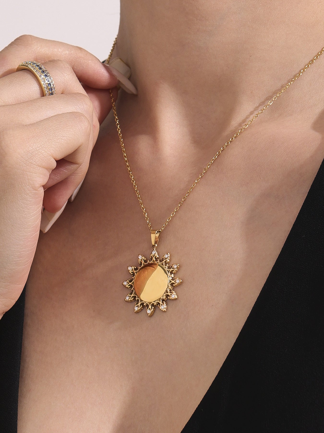 Collar de girasol de acero inoxidable "Brillando como tú" (Shine Bright)