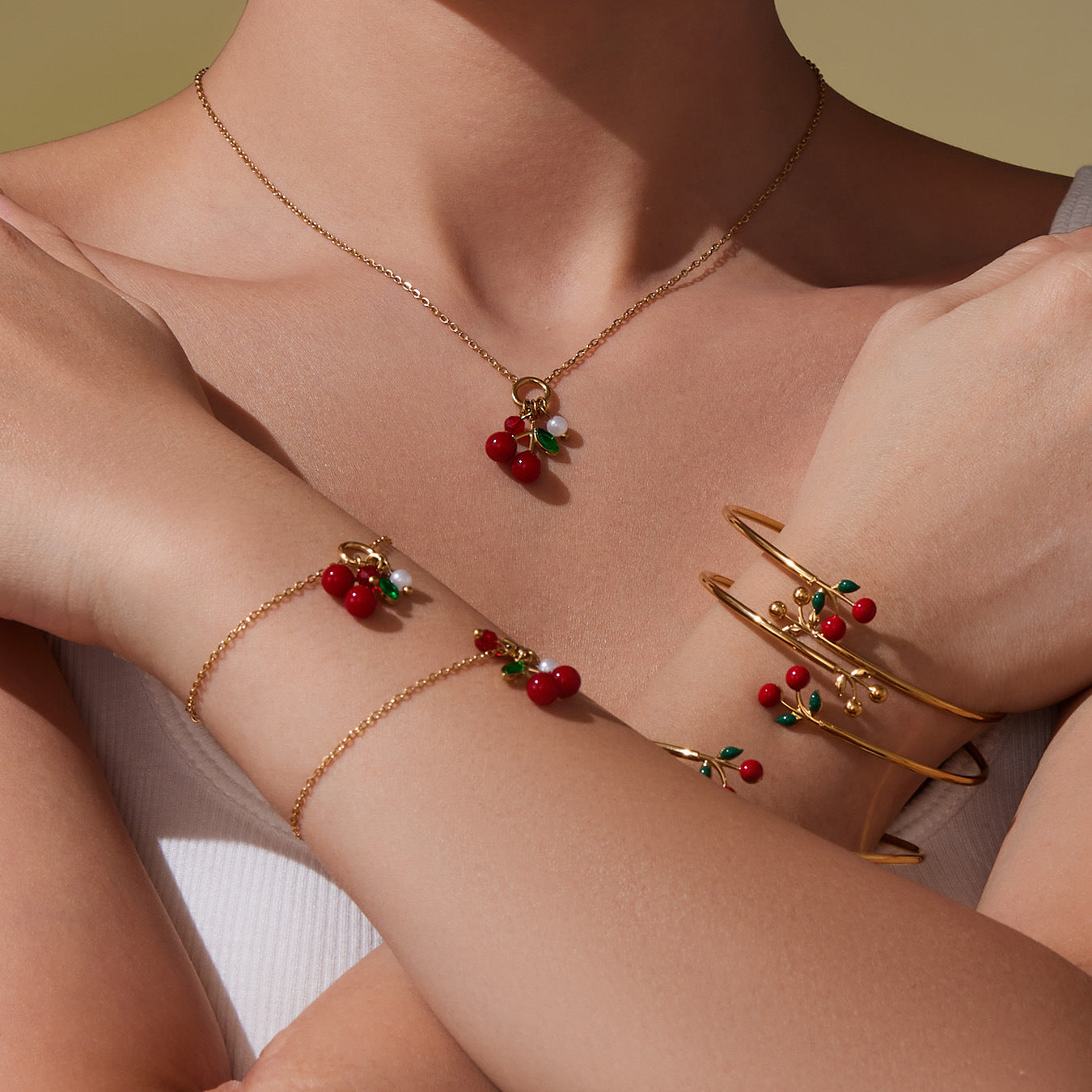 Stainless Steel Oil-dripped Red Cherry Bangle Inlaid With Zircon