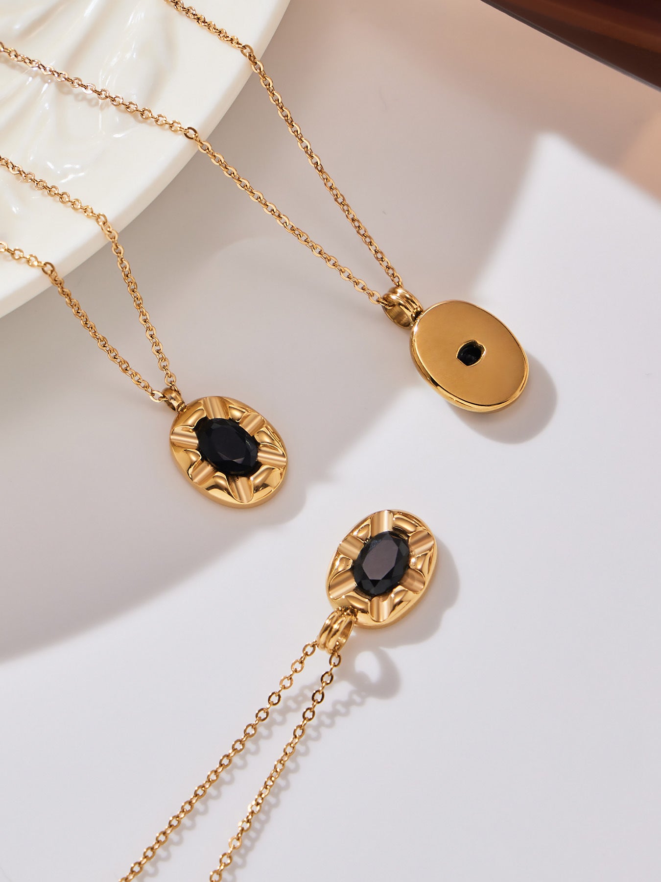 Modern Minimalist Ultra Thin Oval Necklace