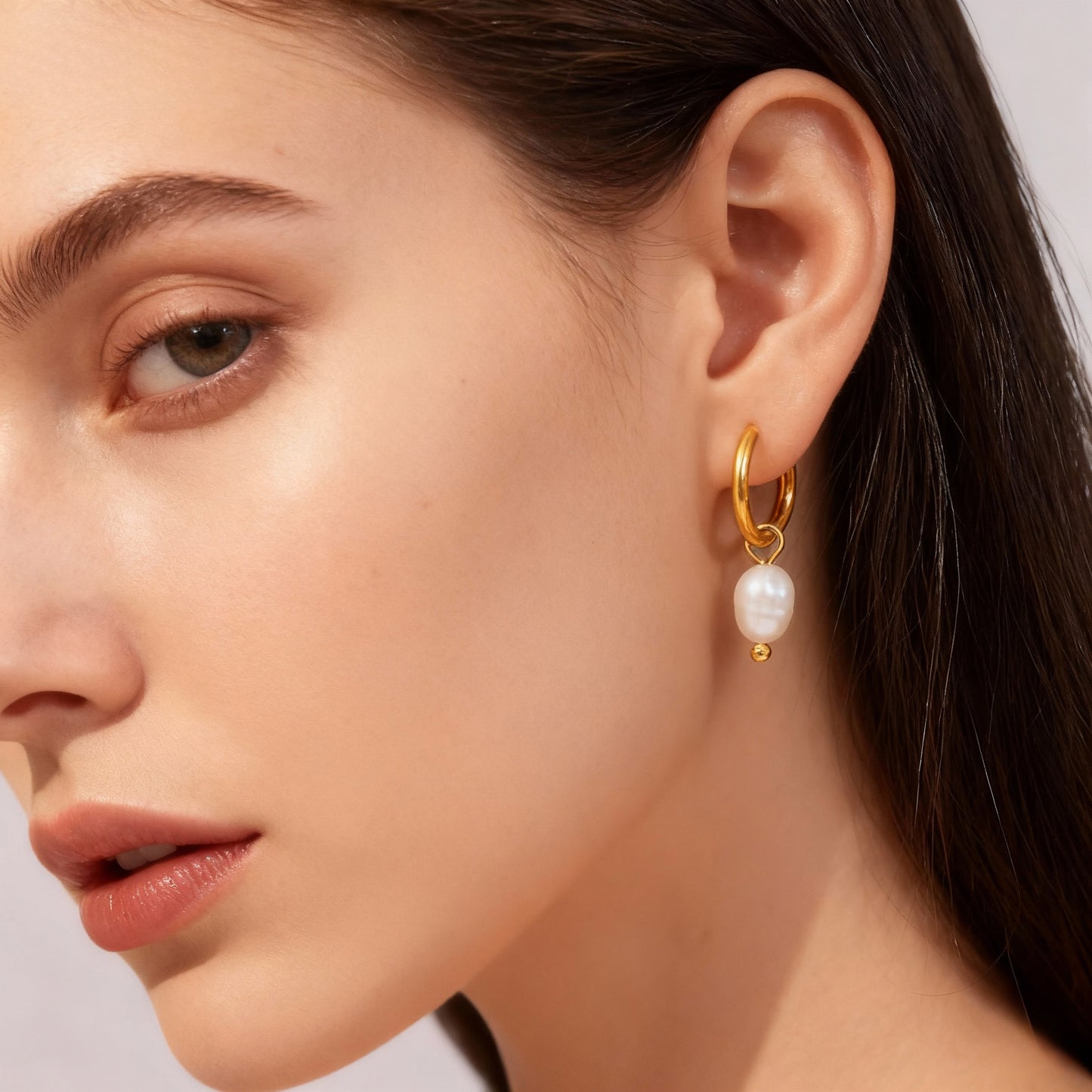 Pendientes de aro con perlas