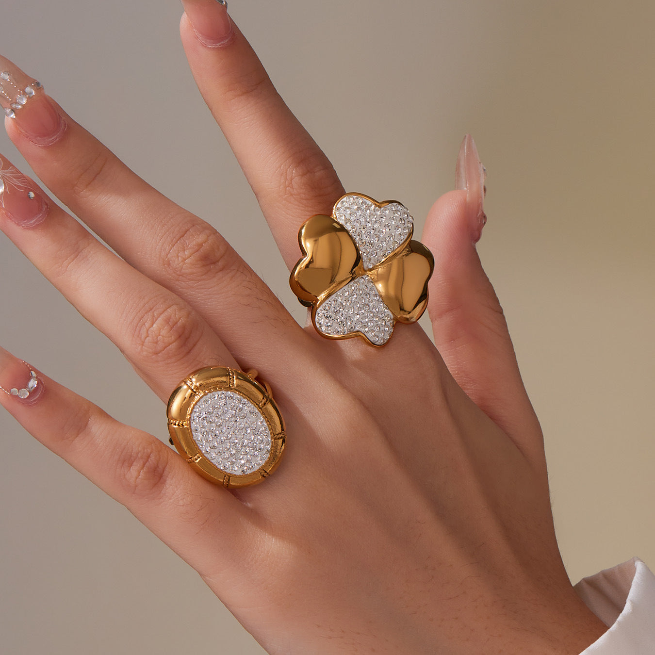 Stainless Steel ring With Mud Diamond Stone Gold Color