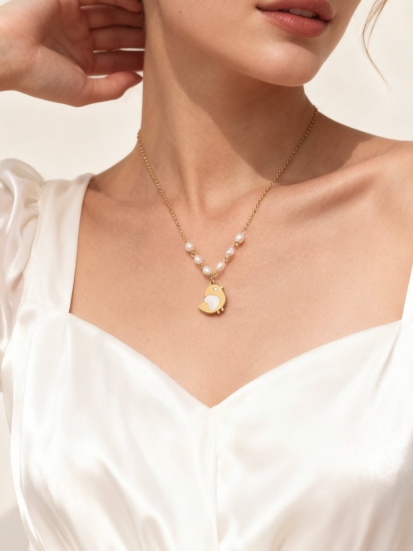 Collar de perlas de agua dulce con forma de pollito de concha | Gargantilla de acero inoxidable