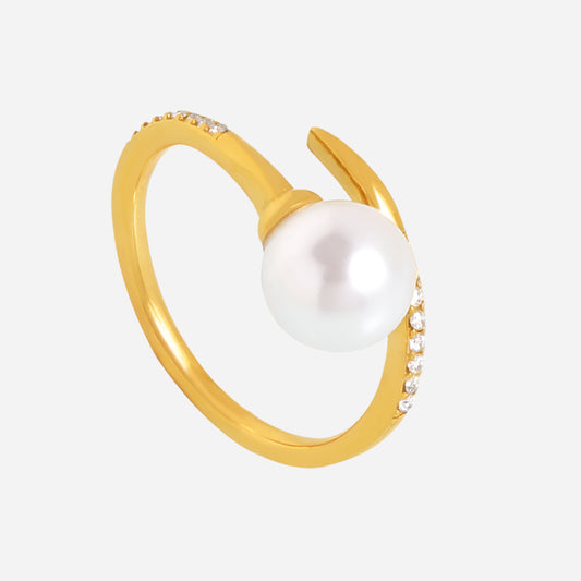 Elegant gold-plated stainless steel ring with shell pearl and zircon stones on a light gray background