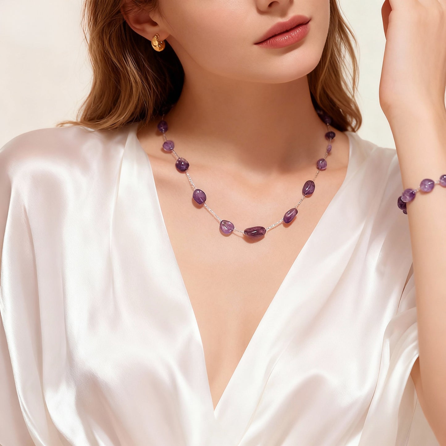 Collar de acero inoxidable con piedra natural morada