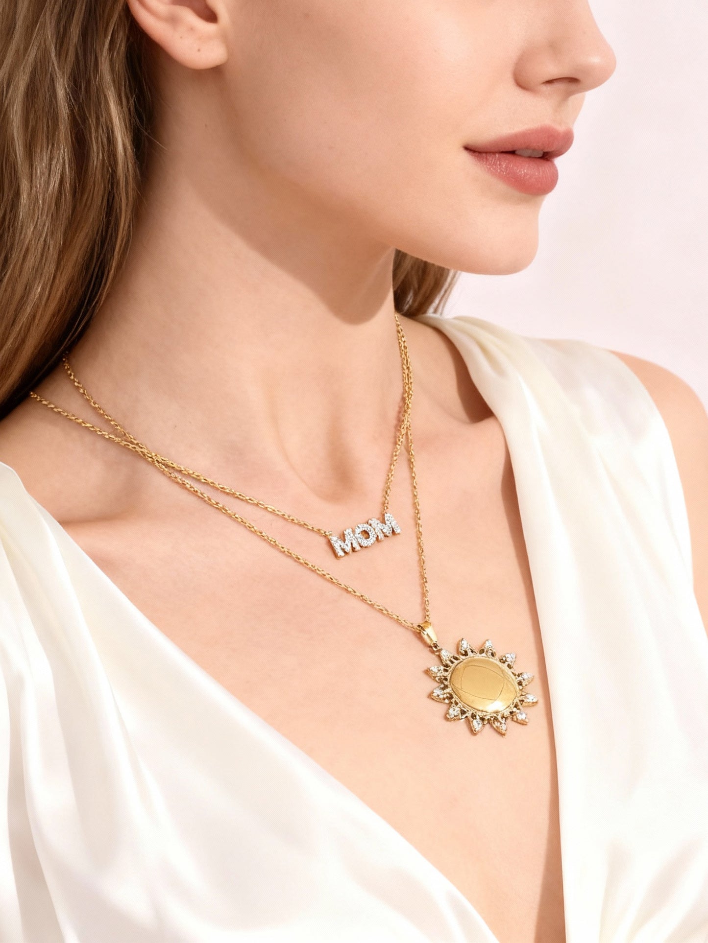 Collares con dijes de girasol