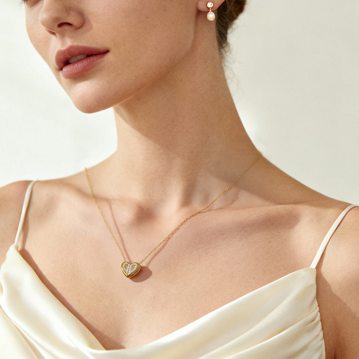 Super Shiny 5A Zircon Three-dimensional Double-layer Heart Pendant Necklace