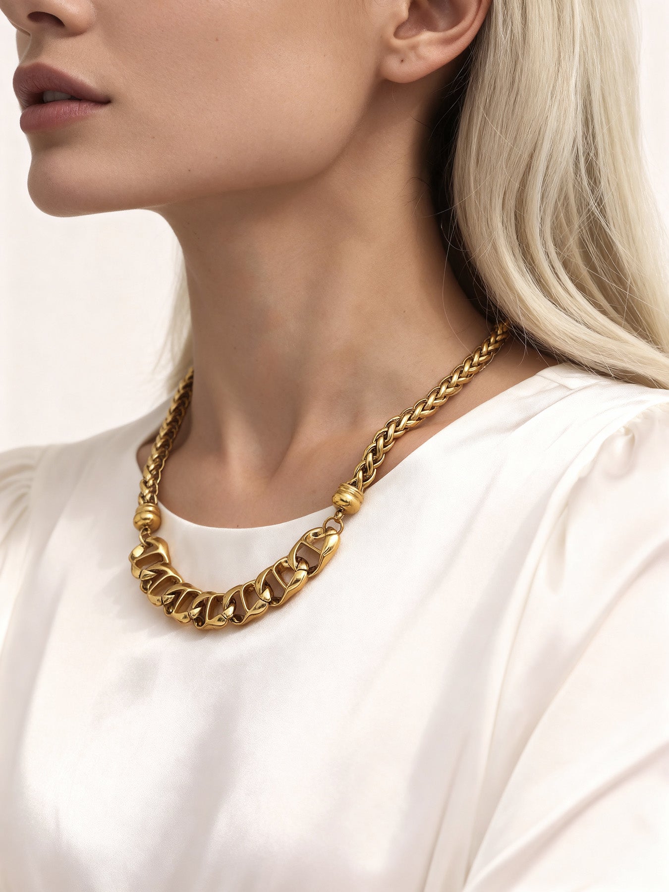 Collar colgante de hocico urbano