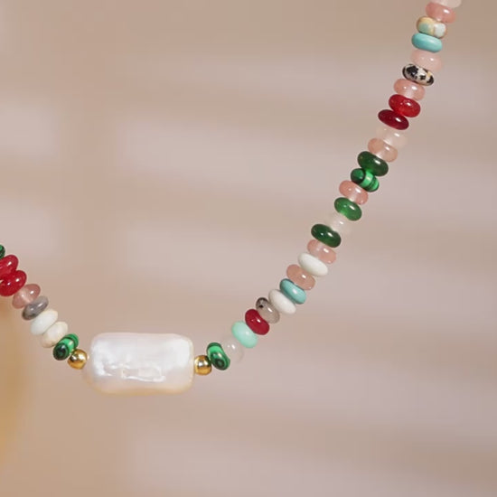 Product Video Thumbnail of Boho Baroque Pearl Necklace – Close-Up and Movement